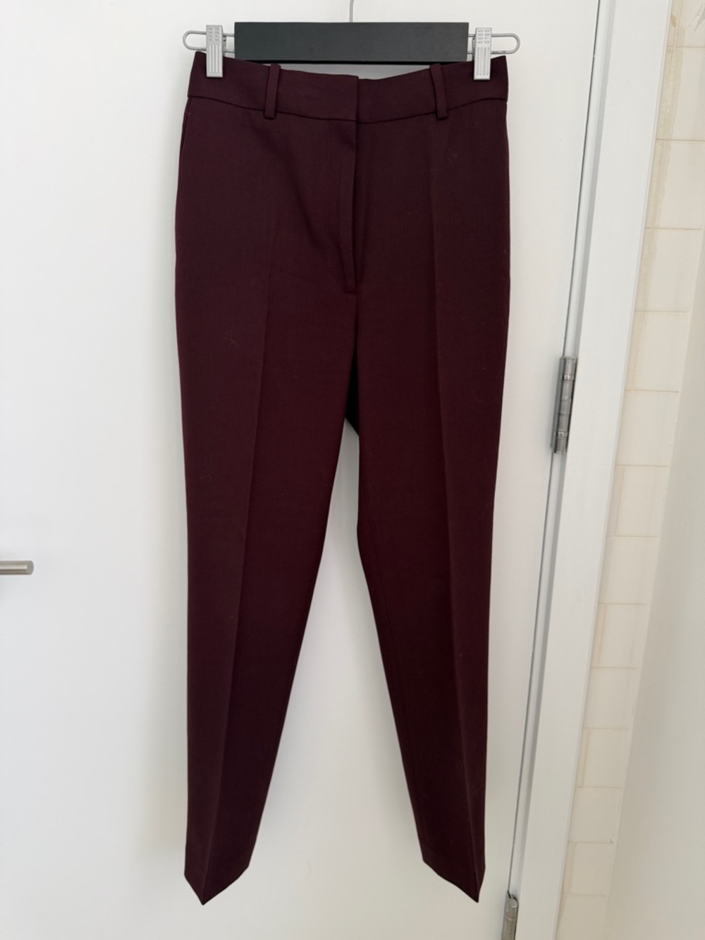 Reiss size 4 Tailored Dress Pants in Deep Burgundy/Plum color